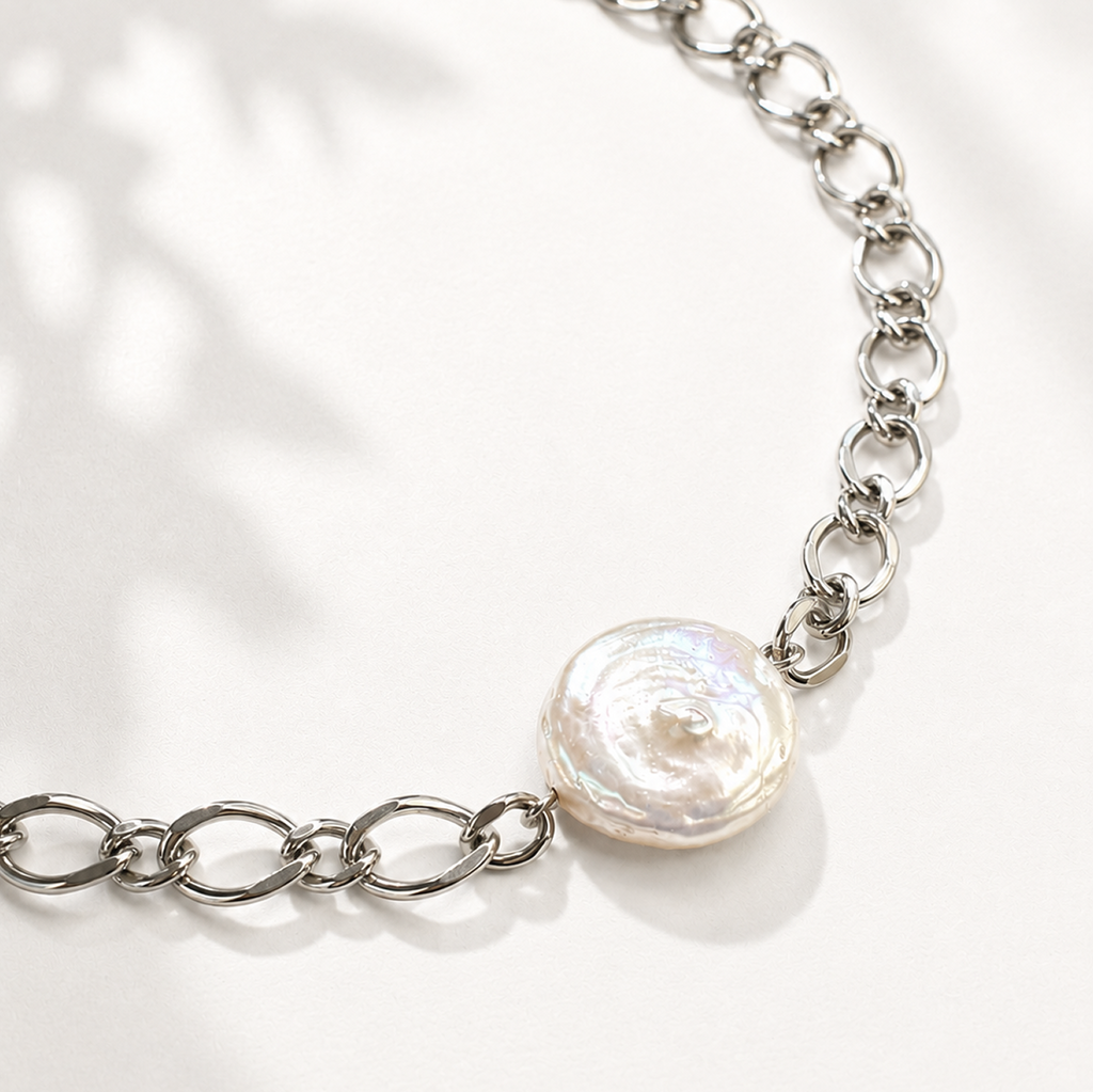LUNA Necklace